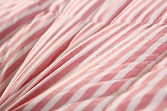 Soft Hot Wholesale Duvet Microfiber Filled Hotel Bed Comforter 