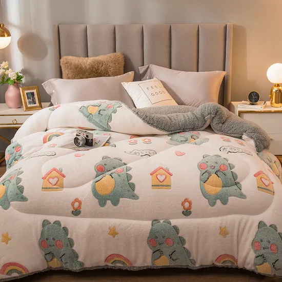 New Design Thick Warm Winter Quilts Home Luxury Printed Soft Flannel Winter Comforter 